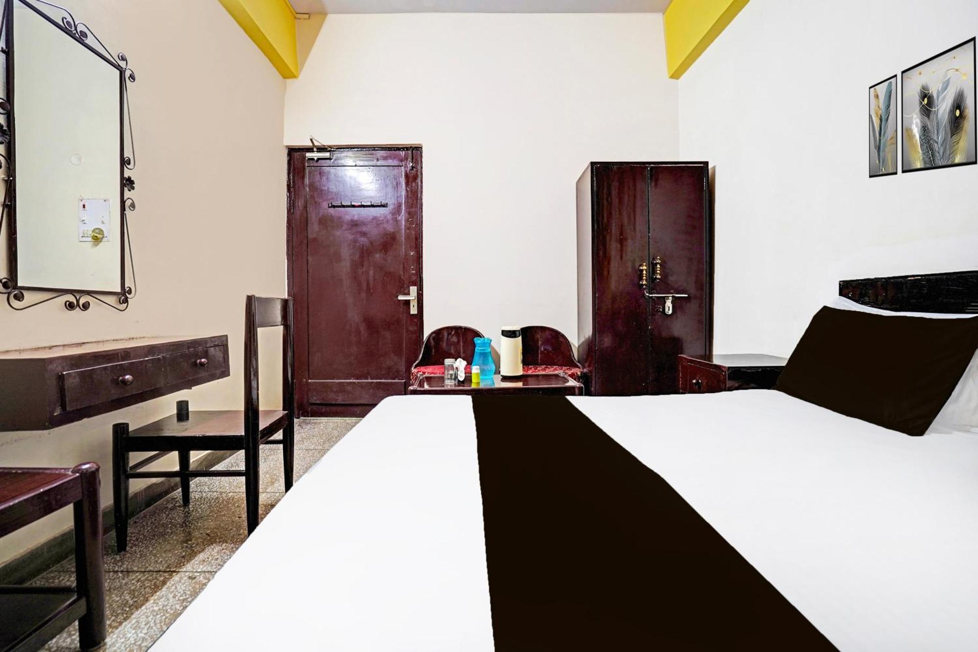 Hotel O Raj Mahal Kanpur Exterior photo