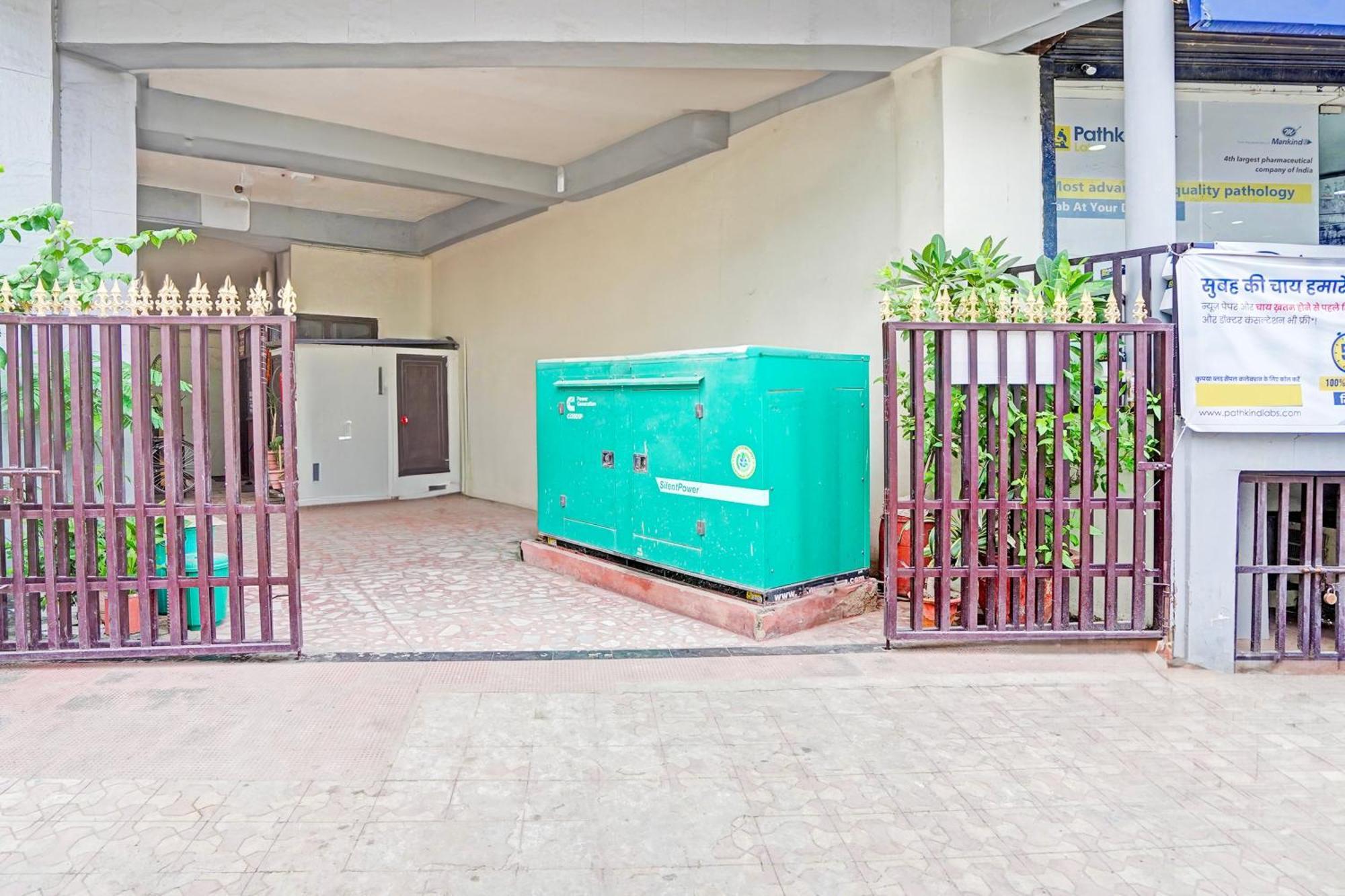 Hotel O Raj Mahal Kanpur Exterior photo