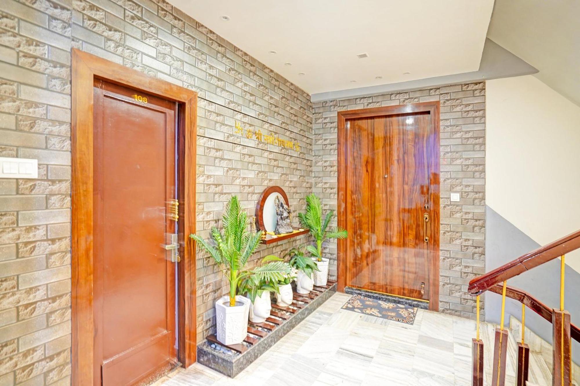 Hotel O Raj Mahal Kanpur Exterior photo